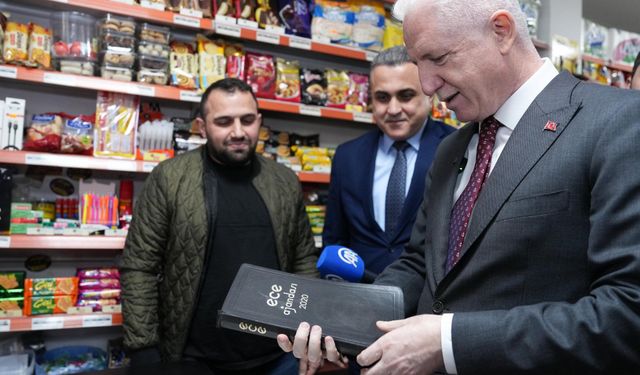 İstanbul’da 700 Yıllık 'Zimem Defteri' Geleneği: 32 Bin Ailenin Borcu Kapatıldı