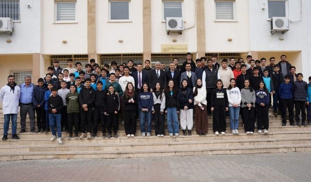 Kahta Belediyesi'nden YKS ve LGS öğrencilerine dijital eğitim desteği