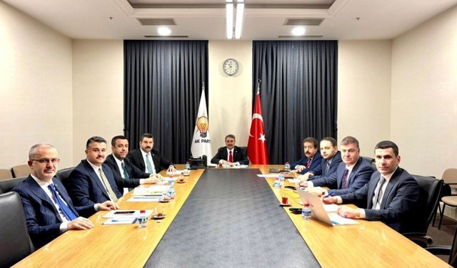 Adıyaman AK Parti İl Teşkilatı, sahadaki çalışmaları değerlendirdi