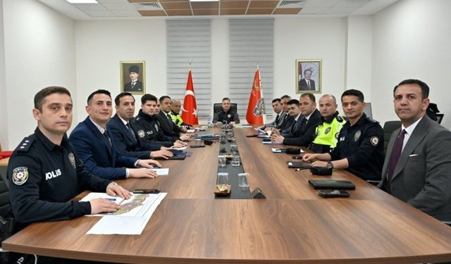Adıyaman İl Emniyet Müdürlüğü, haftalık değerlendirme toplantısı gerçekleştirdi