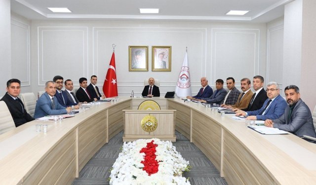 Adıyaman İl Özel İdaresi'nin kırsal kesimde yürüttüğü çalışmalar ele alındı