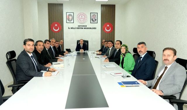 Adıyaman Milli Eğitim Müdürlüğünde Haftalık değerlendirme toplantısı düzenlendi