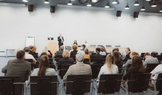 Adıyaman'da, aileler PIKTES seminerlerinde buluşuyor
