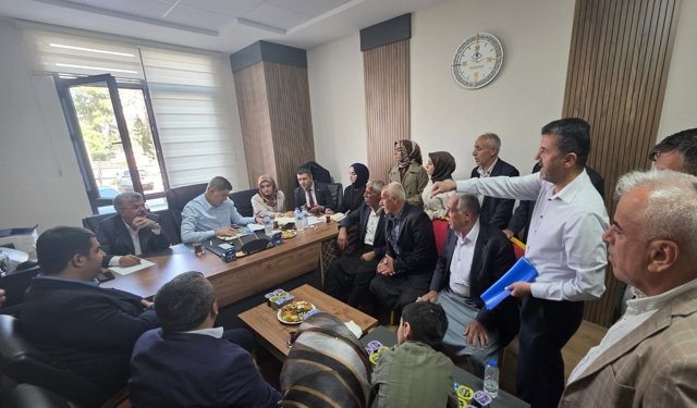 AK Parti'de 'Halk Günü' Buluşması