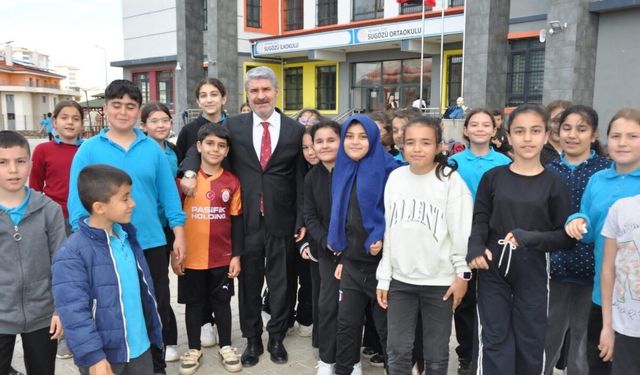 Başkan Alkan: 'Eğitim kurumları kutsal alanlardır'