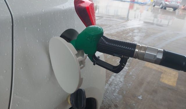 Benzin Motorin Fiyatları 11 Nisan 2026 : Motorin, Benzin, LPG Ne Kadar oldu?