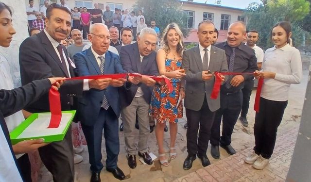 Besni’de Kütüphanesiz Okul Kalmadı Kampanya Tamamlandı