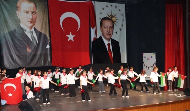 Kahta'da 23 Nisan Ulusal Egemenlik ve Çocuk Bayramı kutlandı