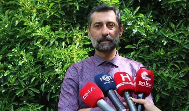 Şair ve Yazar Murat Kayış: 'Sanatçı, yaşadığı çağın vicdanıdır' - Videolu Haber