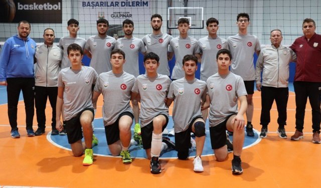 Şanlıurfa Genç Erkekler Voleybol Takımı çeyrek final hazırlığında