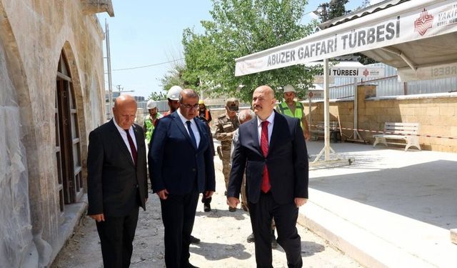 Abuzer El Gaffari ve Mahmut El Ensari Türbesinde çalışmalar devam ediyor