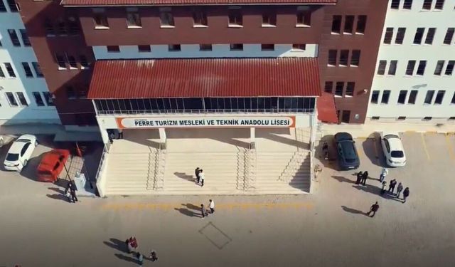 Adıyaman Perre Turizm MTAL öğrencilerinden Sevgi Evleri'ne anlamlı ziyaret - Videolu Haber