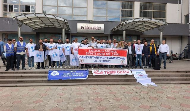 Adıyaman'da sağlık çalışanlarından şiddete tepki açıklaması - Videolu Haber