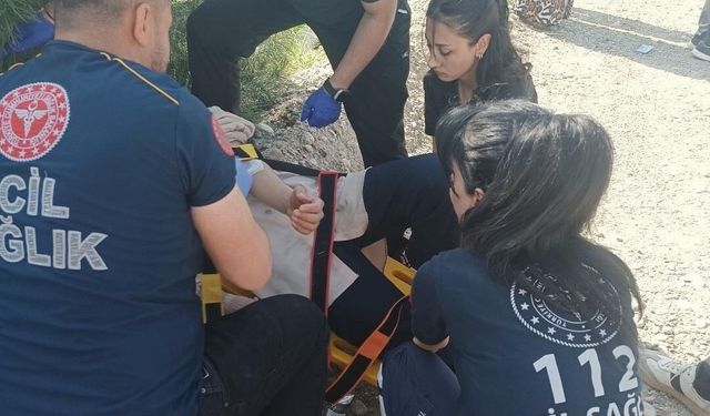 Adıyaman'da takla atan otomobildeki 2 kişi yaralandı