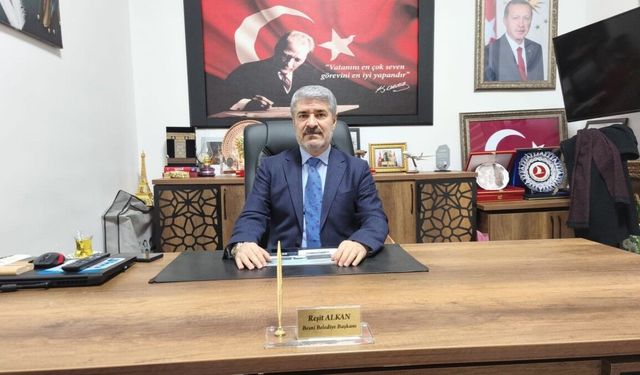 Besni Belediye Başkanı Reşit Alkan'dan 19 Mayıs mesajı