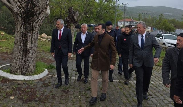 Gölbaşı’nda Fırtına Hasarı: Tespit Çalışmaları Başladı