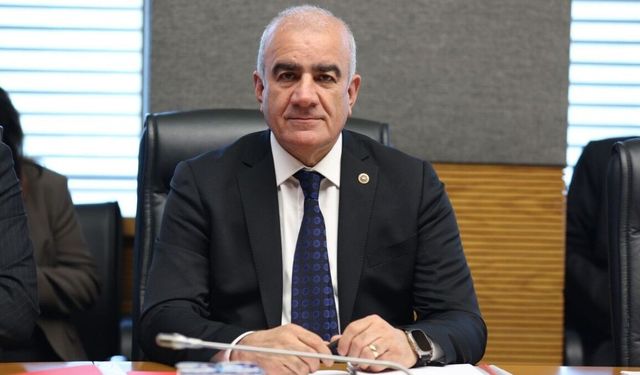 Hüseyin Özhan'dan 1 Mayıs'ta emek ve dayanışma vurgusu