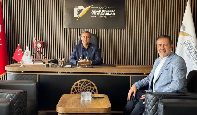 İş insanı Tatar'dan Kahta Gazeteciler ve Yazarlar Cemiyeti'ne ziyaret