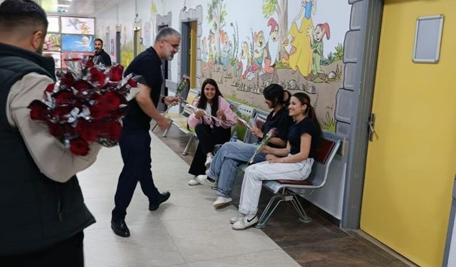 Kahta devlet hastanesinde hemşireler günü kutlandı