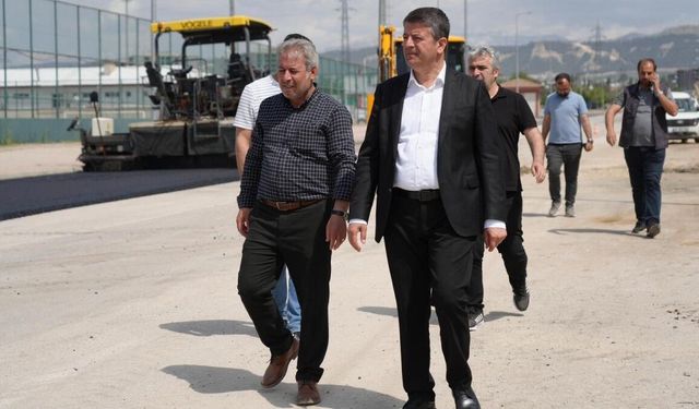 Karaali Caddesinde asfalt serim çalışmaları başladı - Videolu Haber