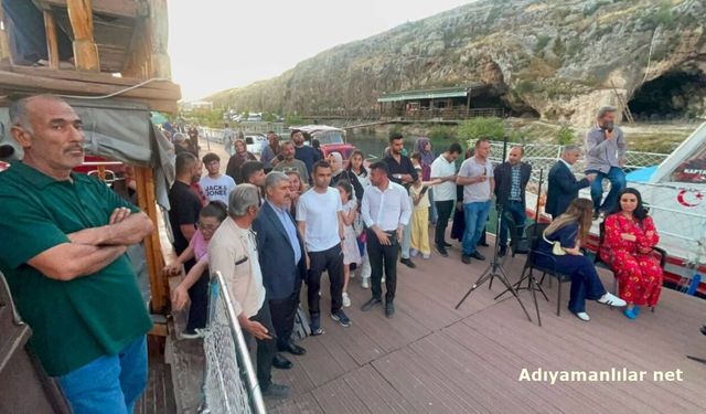 Besni'li Sanatçı Latif Doğan yeni klibini Kızılin Merinos İskelesi'nde çekti