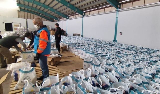 Adıyaman Belediyesi tüm birimleriyle bayramda sahadaydı