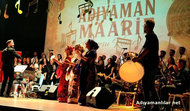 Adıyaman’da Maarif Korosu’ndan Türkü Dolu Gece