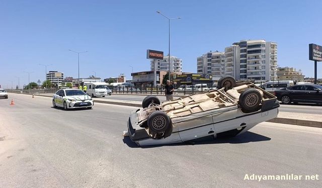 Adıyaman'da Takla Atan Otomobilde Sürücü Yaralandı