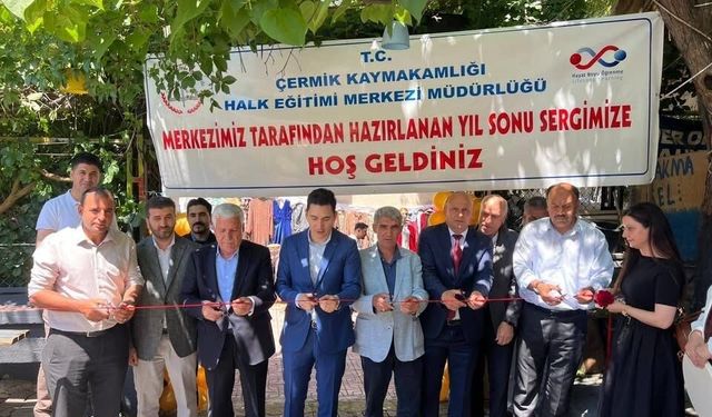 Çermik'te kadınların el emeği sergisi açıldı