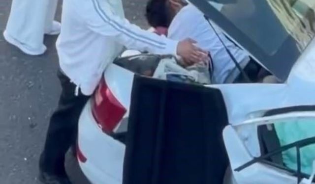 Diyarbakır'da İki Otomobil Çarpıştı 3 Yaralı