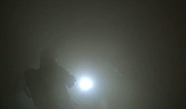 Diyarbakır'da Yangına Müdahale Eden İtfaiyeciler Kamerada
