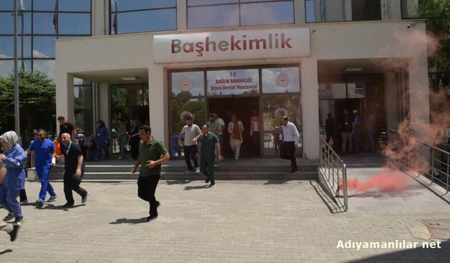 Hastanede Gerçeğini Aratmayan Acil Durum Tatbikatı