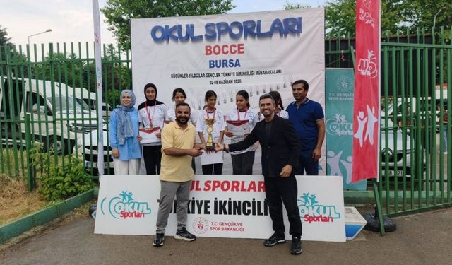 Bostanlı Ortaokulu'ndan Bocce'de Türkiye ikinciliği