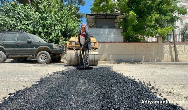 Adıyaman'da Yol Ve Kaldırım Çalışmaları Aralıksız Sürüyor
