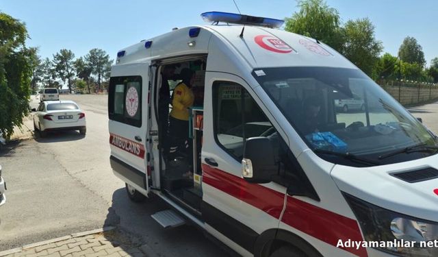 Altınşehir'de Otomobil İle Motosiklet Çarpıştı 1 Yaralı