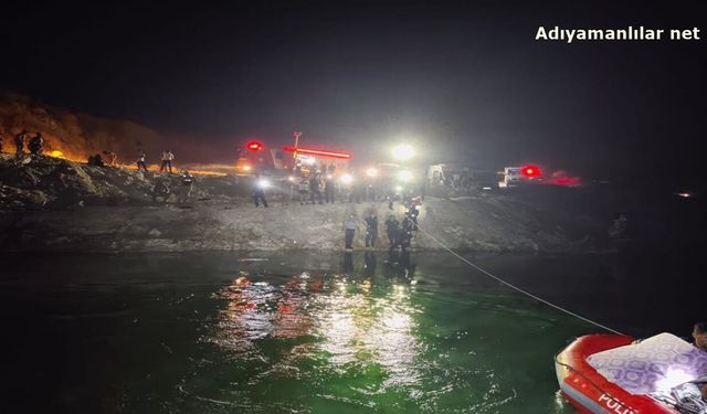Fırat Nehri'nde Mahsur Kalan 26 Kişi Kurtarıldı
