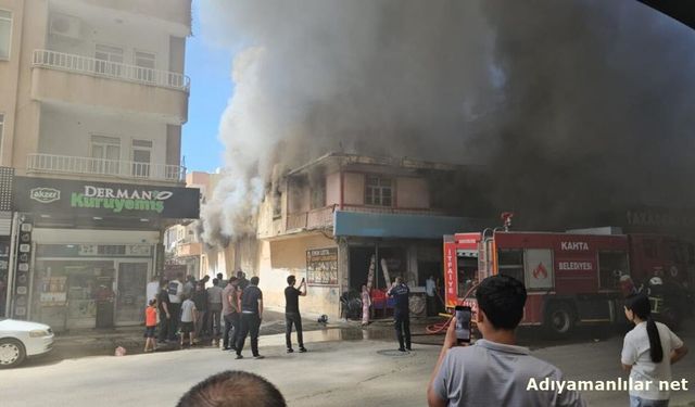 Kahta'da İş Yeri Yangınında Tüpler Patladı