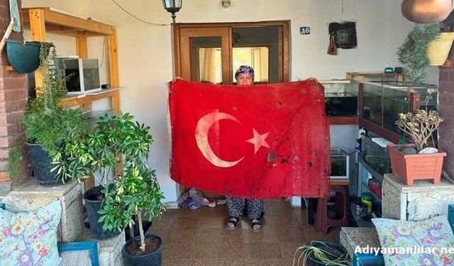36 Yıldır Saklanan Türk Bayrağı Restorasyona Alındı