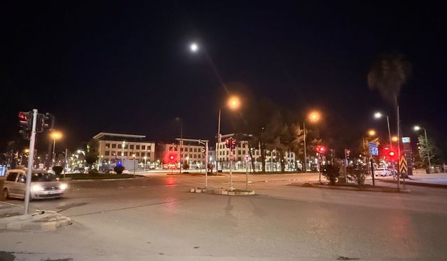 Adıyaman'da 2 saatte 8 deprem meydana geldi