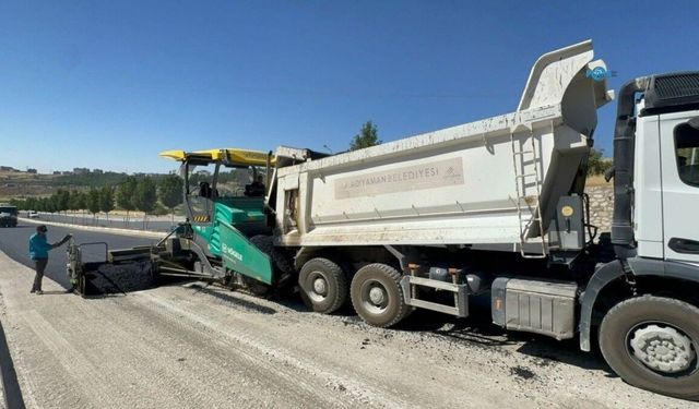 Adıyaman'da Asfalt, Yama Ve Parke Ekipleri Sahada
