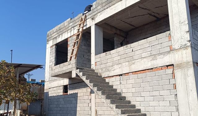 Adıyaman'da depremzedeler müteahhitlerin insafına kaldı
