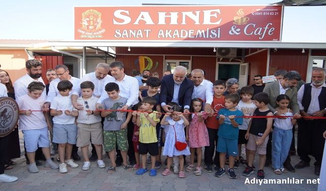Adıyaman'da Sahne Sanat Akademisi Kapılarını Açtı