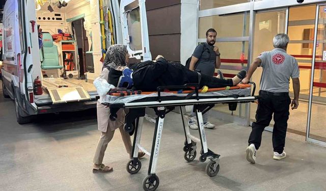 Adıyaman-Gölbaşı Yolunda İki Otomobil Çarpıştı 4 yaralı