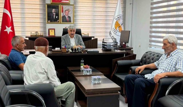 Başkan Hallaç: 'Kapımız da gönlümüz de halkımıza açık'