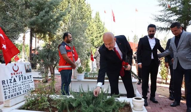 Adıyaman'da 19 Eylül Gaziler Günü'nde şehitler anıldı