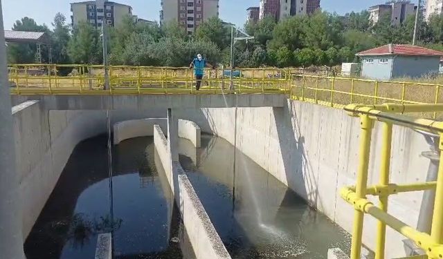 Adıyaman'da karasinek ve haşereye karşı mücadele sürüyor