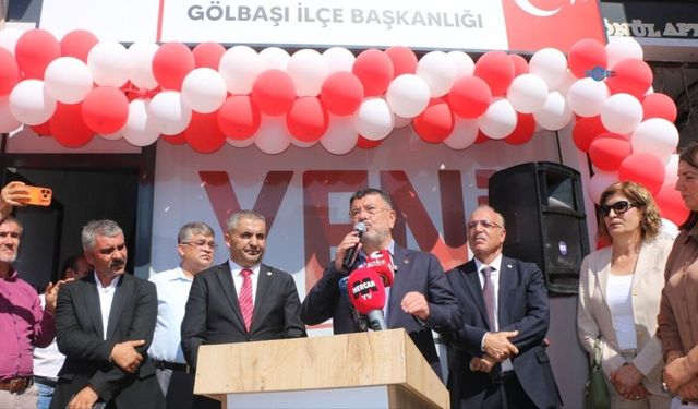 Gölbaşı YENİ Parti  İlçe Başkanlığı açıldı, 2 Belediye Başkana rozet takıldı
