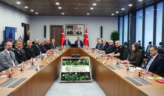 Vali Abdullah Küçük, Yurt Güvenliği Toplantısı'na katıldı