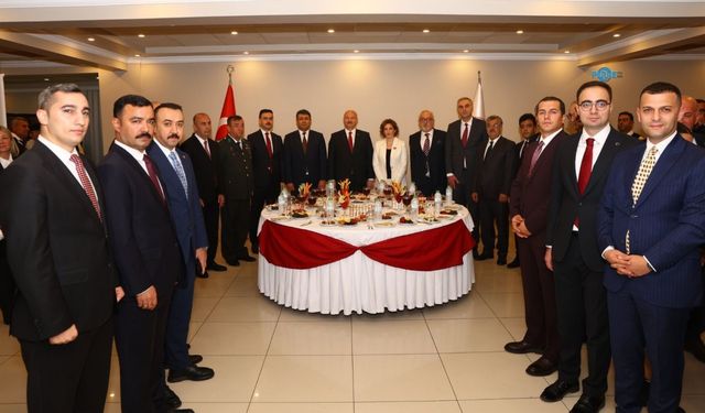 Adıyaman’da Kutlamalar Polis Evi’ndeki Törenle Tamamlandı