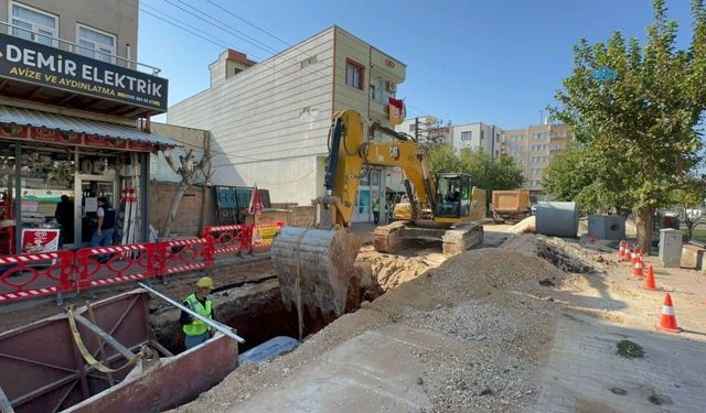 Adıyaman'da su baskını riskine karşı yağmur suyu hattı yapılıyor